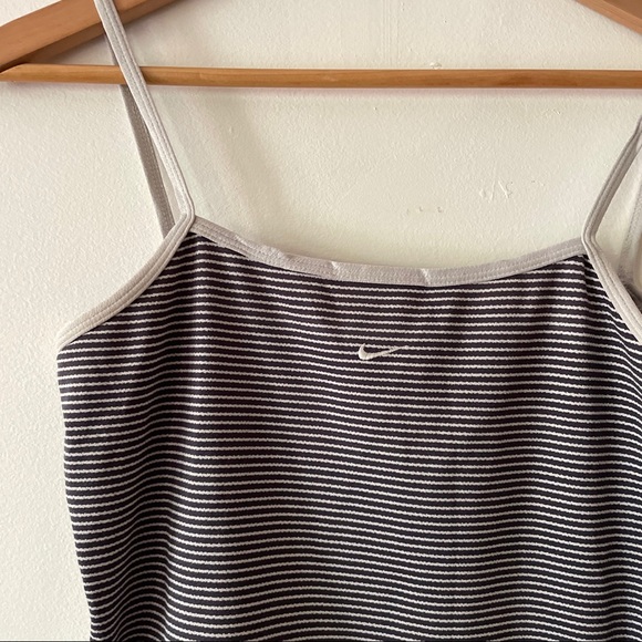 Nike striped crop top tank top - Picture 3 of 6